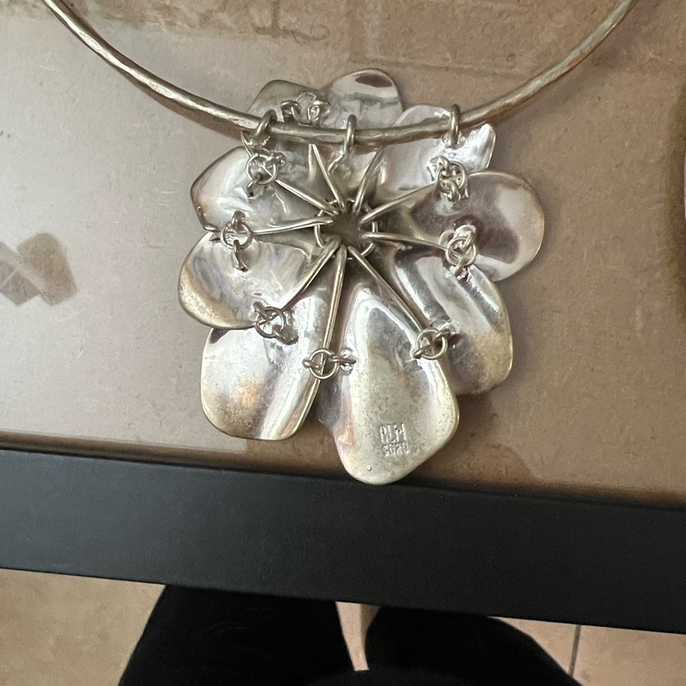 Robert Lee Morris Silver Sculptural Flower Collar Necklace - Picture 5 of 5